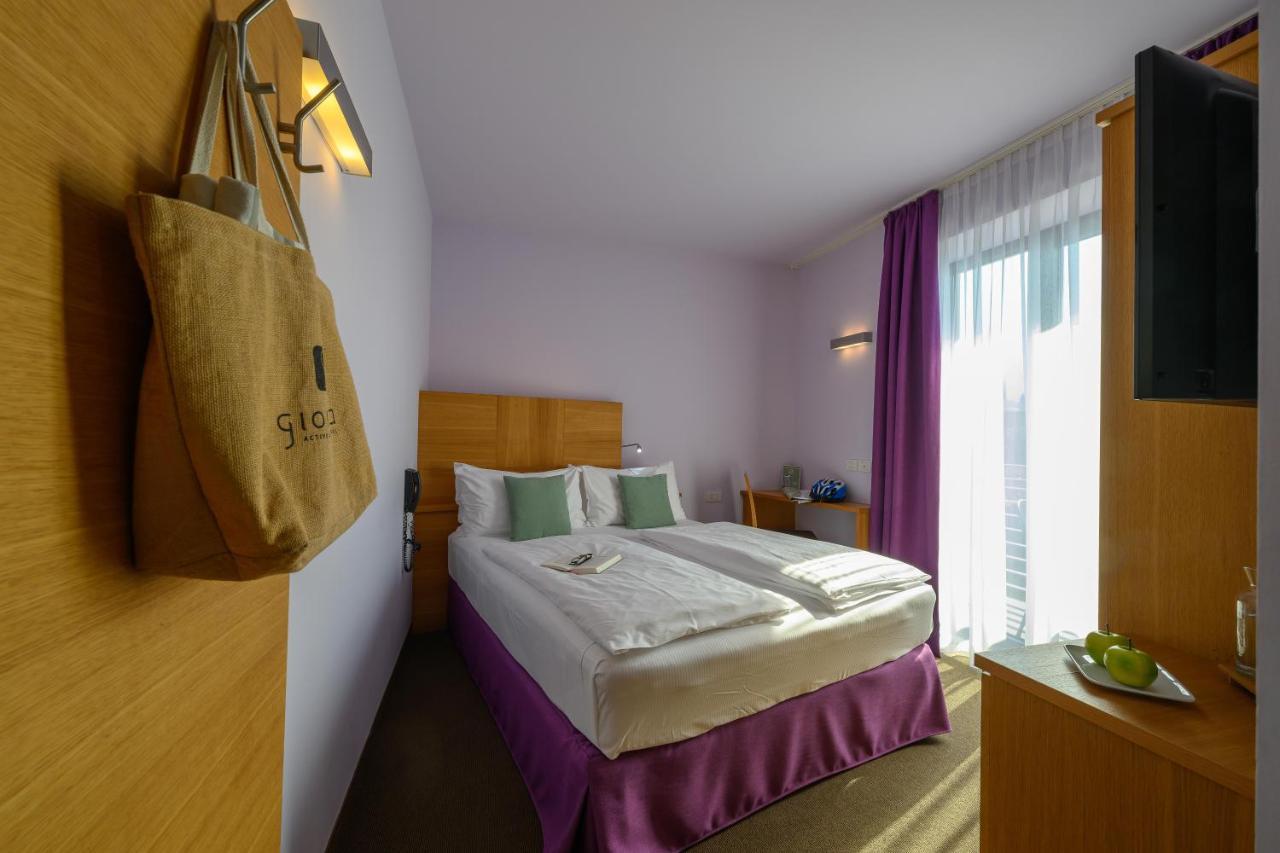 Active & Family Hotel Gioiosa Riva del Garda Esterno foto